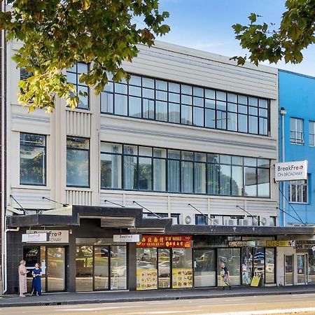 Breakfree On Broadway Sydney, An Accor Hotel Exterior photo